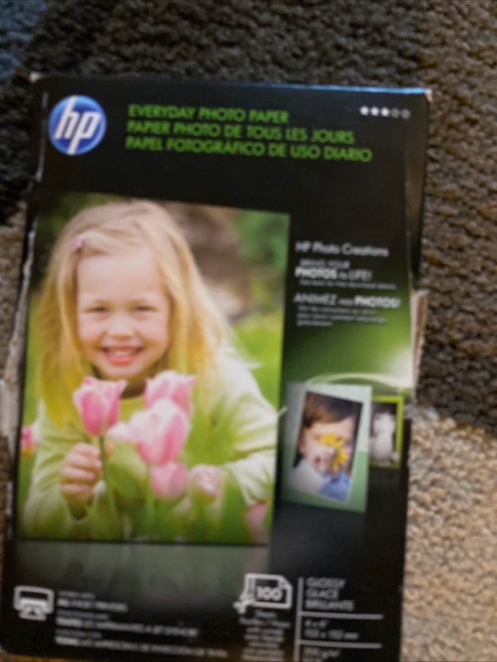 HP Photo Paper Pack with Green and Black Design